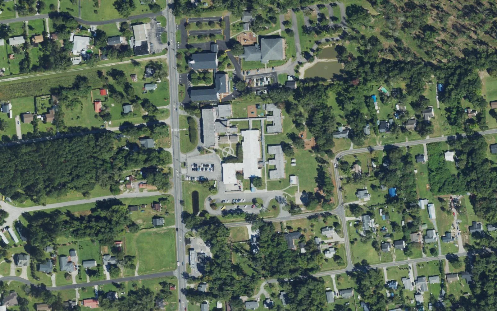 Wrightsboro Elementary School beside Castle Hayne Road, north of Wilmington, seen from the air